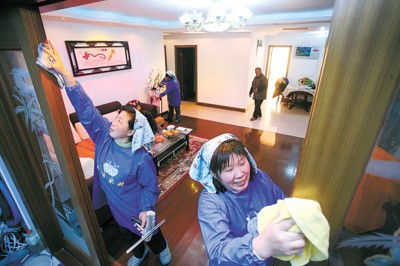 陜西省保姆穿衣不得緊身或暴露